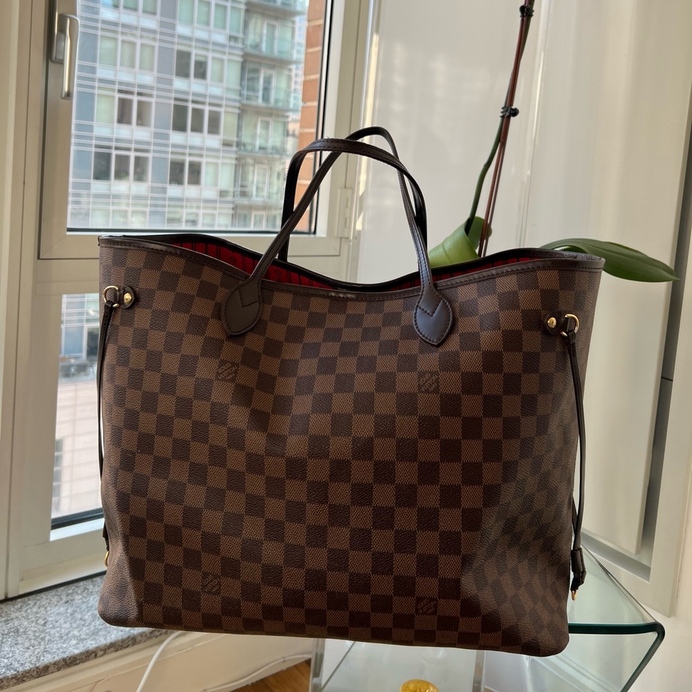Louis Vuitton GM Tote